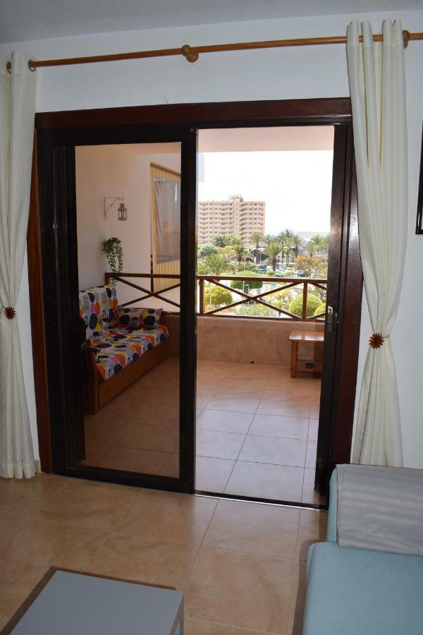 Sunny Summerland Los Cristianos, Ap With City And Ocean View ロスクリスティアーノス エクステリア 写真